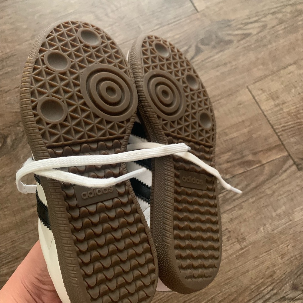 Adidas White and Black Sambas - Picture 3 of 4